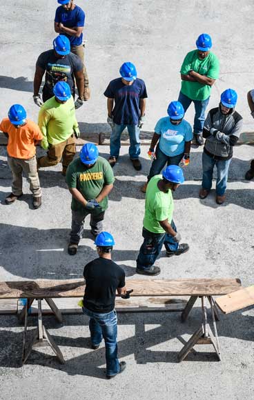apprentices-working-school